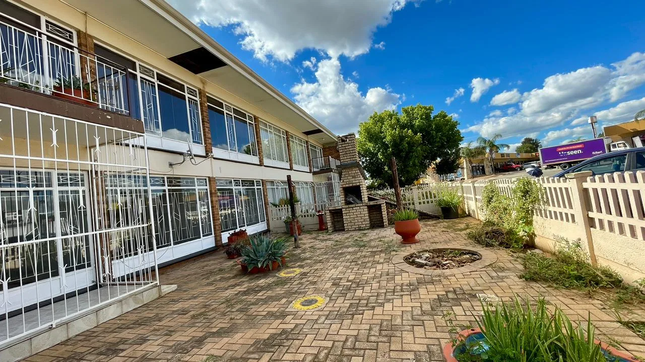 2 Bedroom Apartment / flat for sale in Flamwood