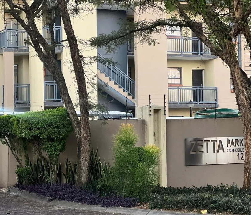 2 Bedroom Apartment / flat for sale in Geelhoutpark