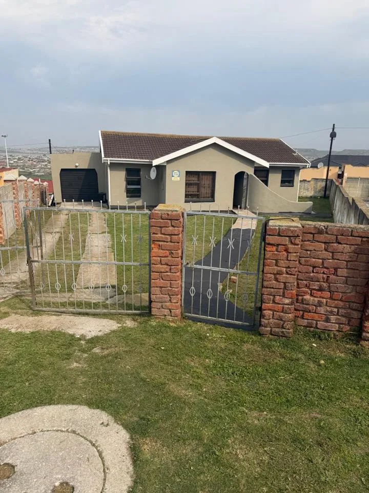 3 Bedroom House for sale in Kwadwesi