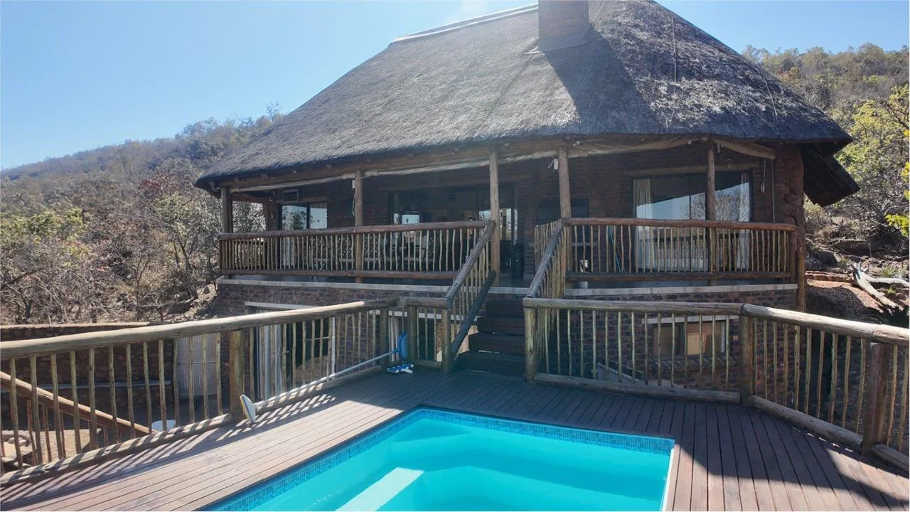 4 Bedroom House for sale in Vaalwater