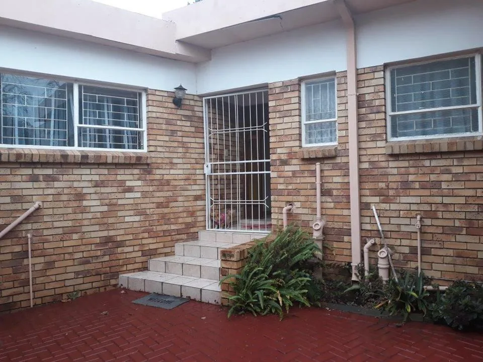3 Bedroom House for sale in Vanderbijlpark SE 3