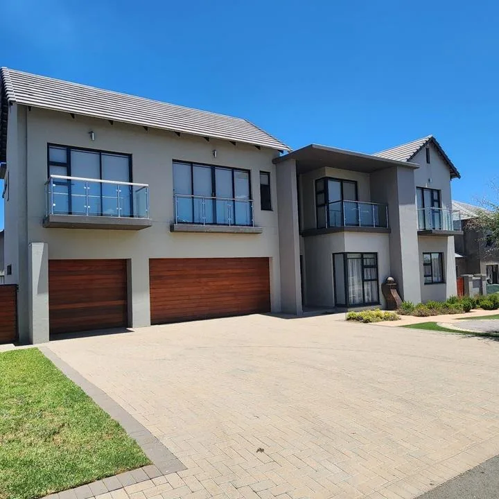 6 Bedroom House for sale in Woodland Hills Bergendal