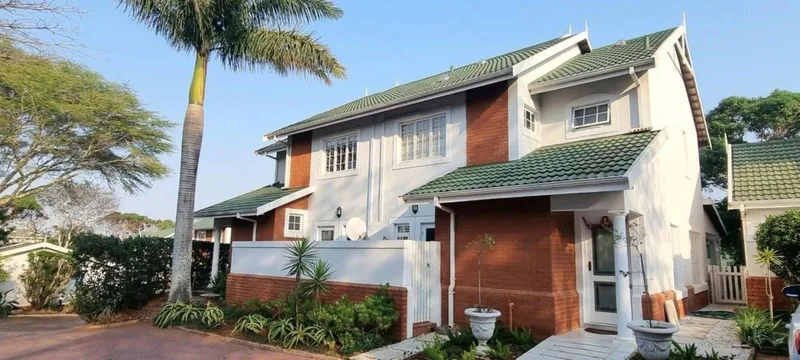 2 Bedroom Townhouse in Mount Edgecombe Country Club Estate