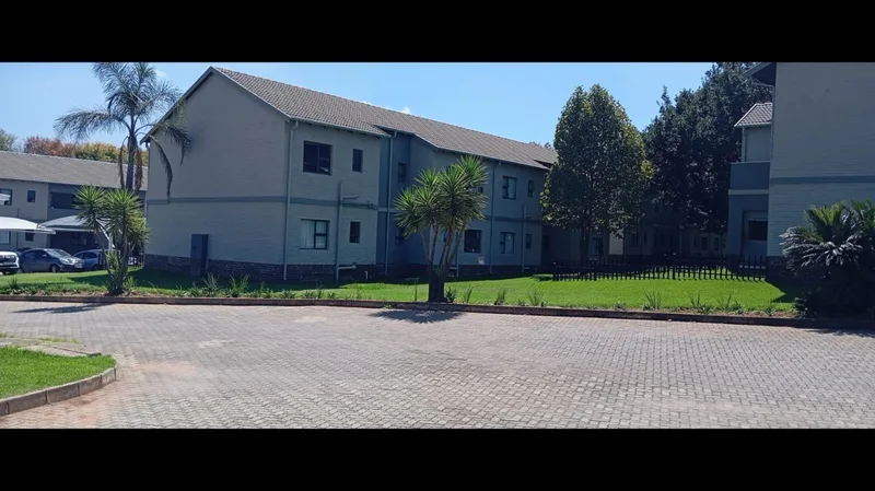 2 Bedroom Townhouse in Crystal Park