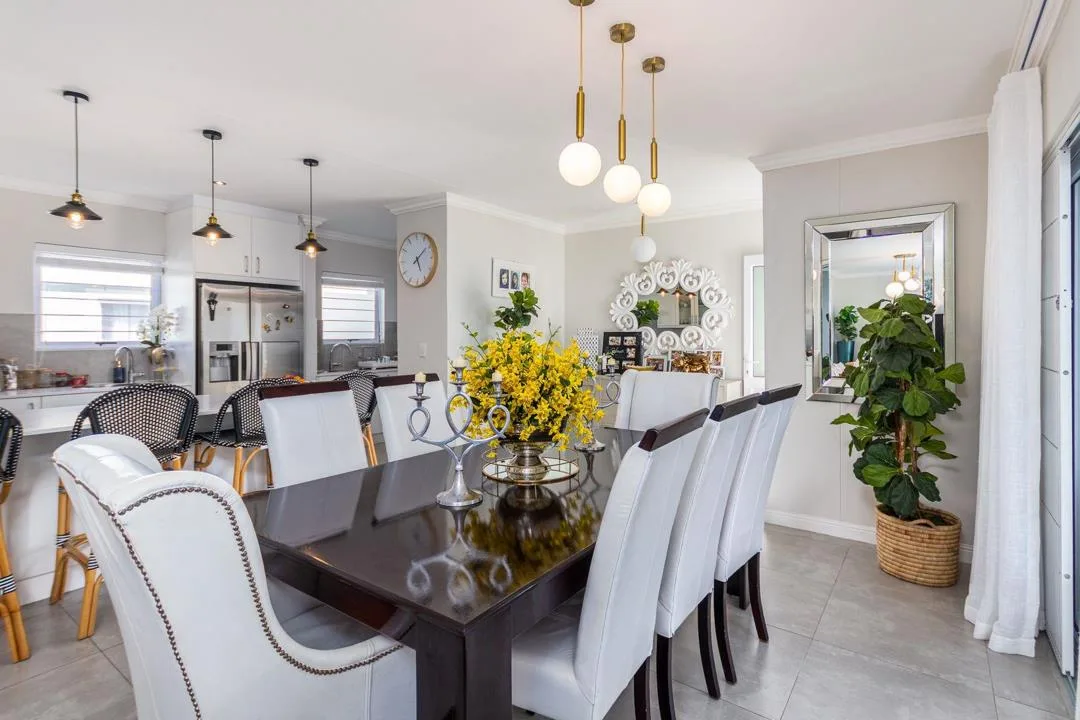 3 Bedroom House for sale in Sunningdale