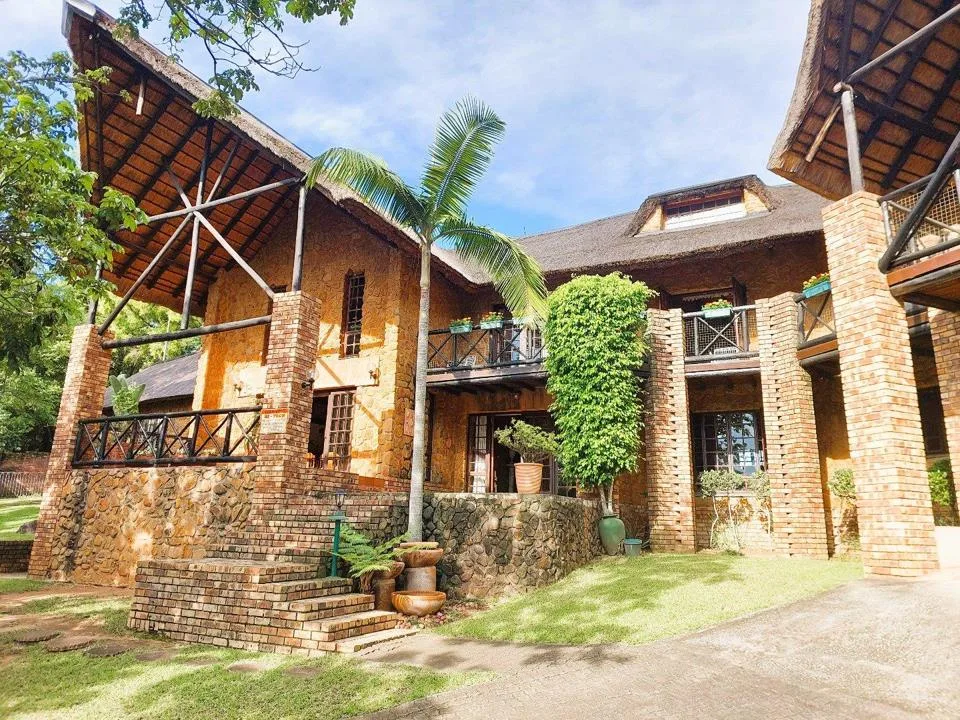 4 Bedroom House for sale in Sonheuwel Ext 1