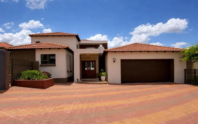 5 Bedroom House for sale in Magaliesberg Country Estate