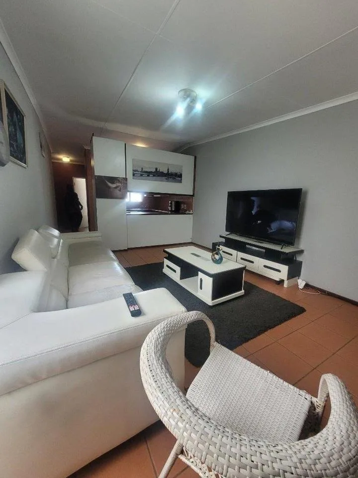 2 Bedroom Townhouse to rent in Mulbarton