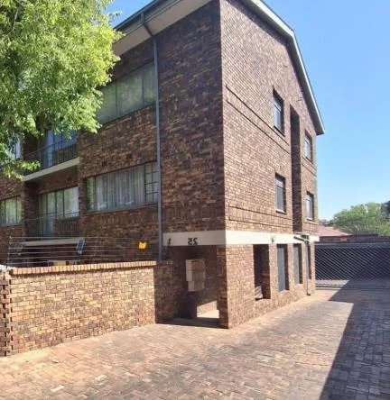 2 Bedroom Apartment / flat for sale in Alberton North