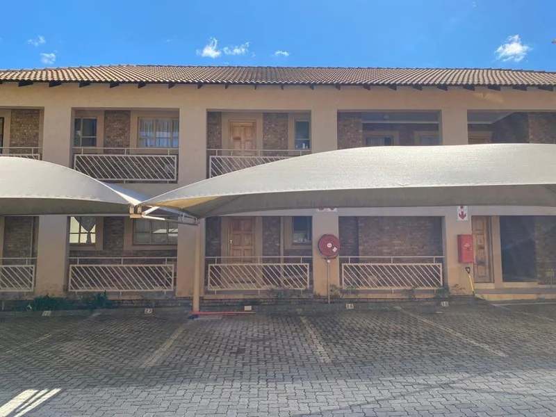 1 Bedroom Apartment / flat for sale in Rensburg