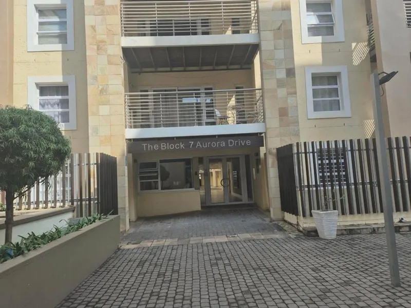 1 Bedroom Apartment / flat to rent in Umhlanga Central