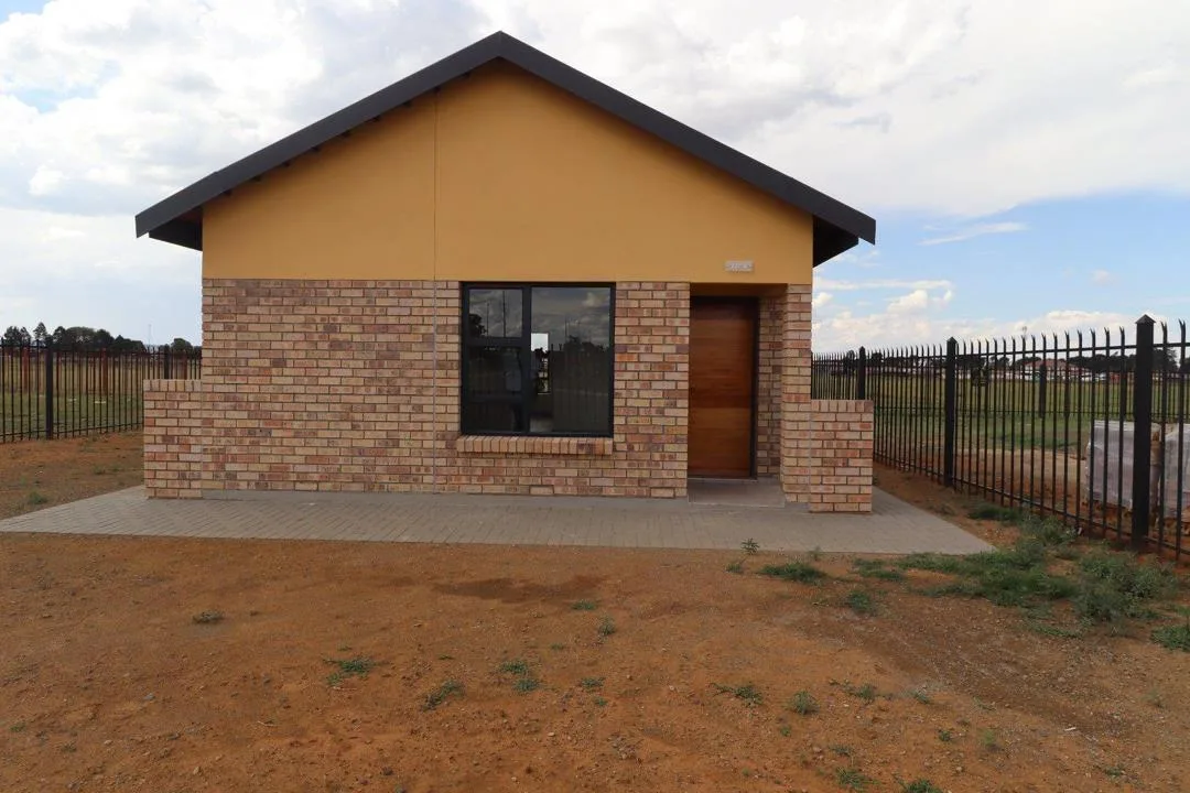 2 Bedroom House for sale in Grasslands