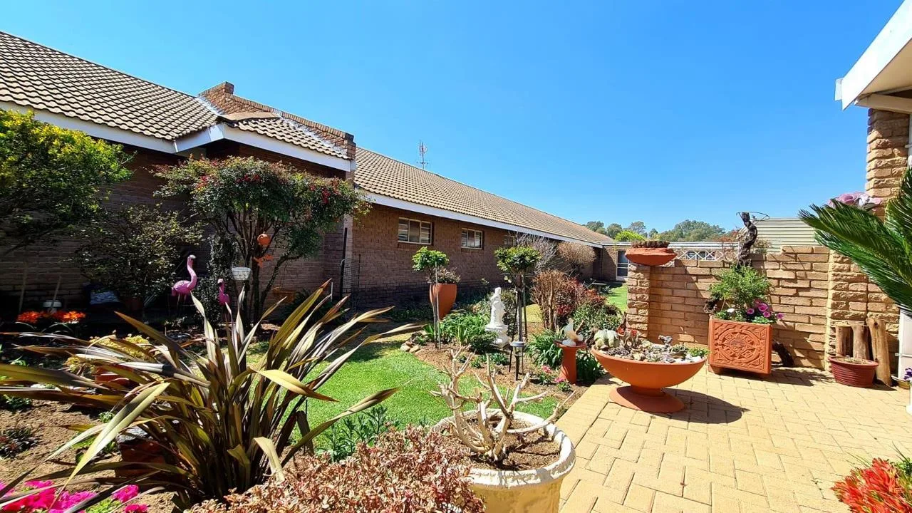 2 Bedroom Apartment / flat for sale in Oudorp