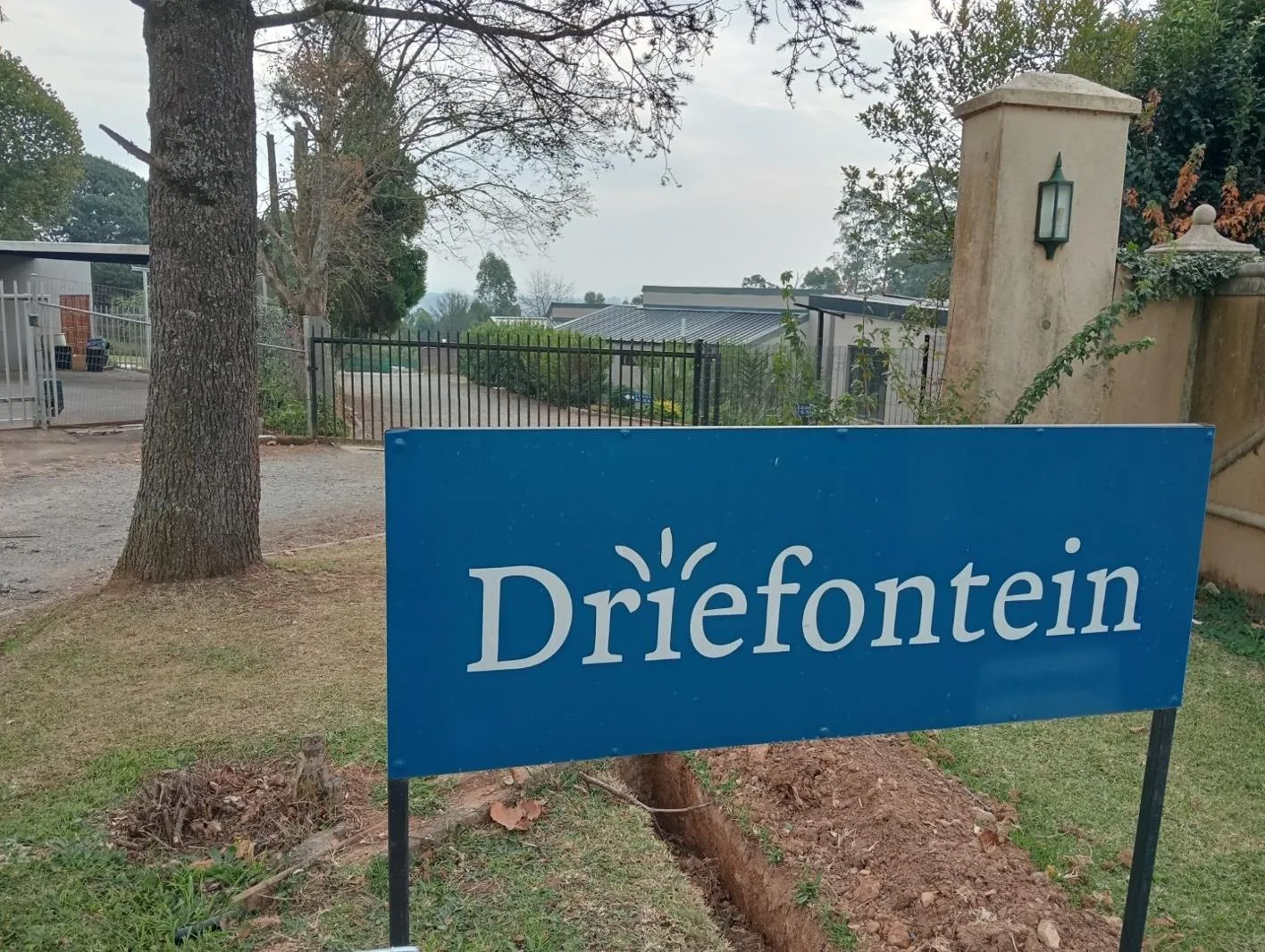 360 m² Land available in Hiltara Park