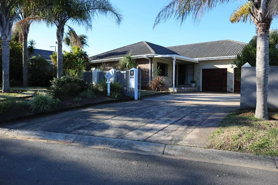 3 Bedroom House for sale in Nahoon Valley Park