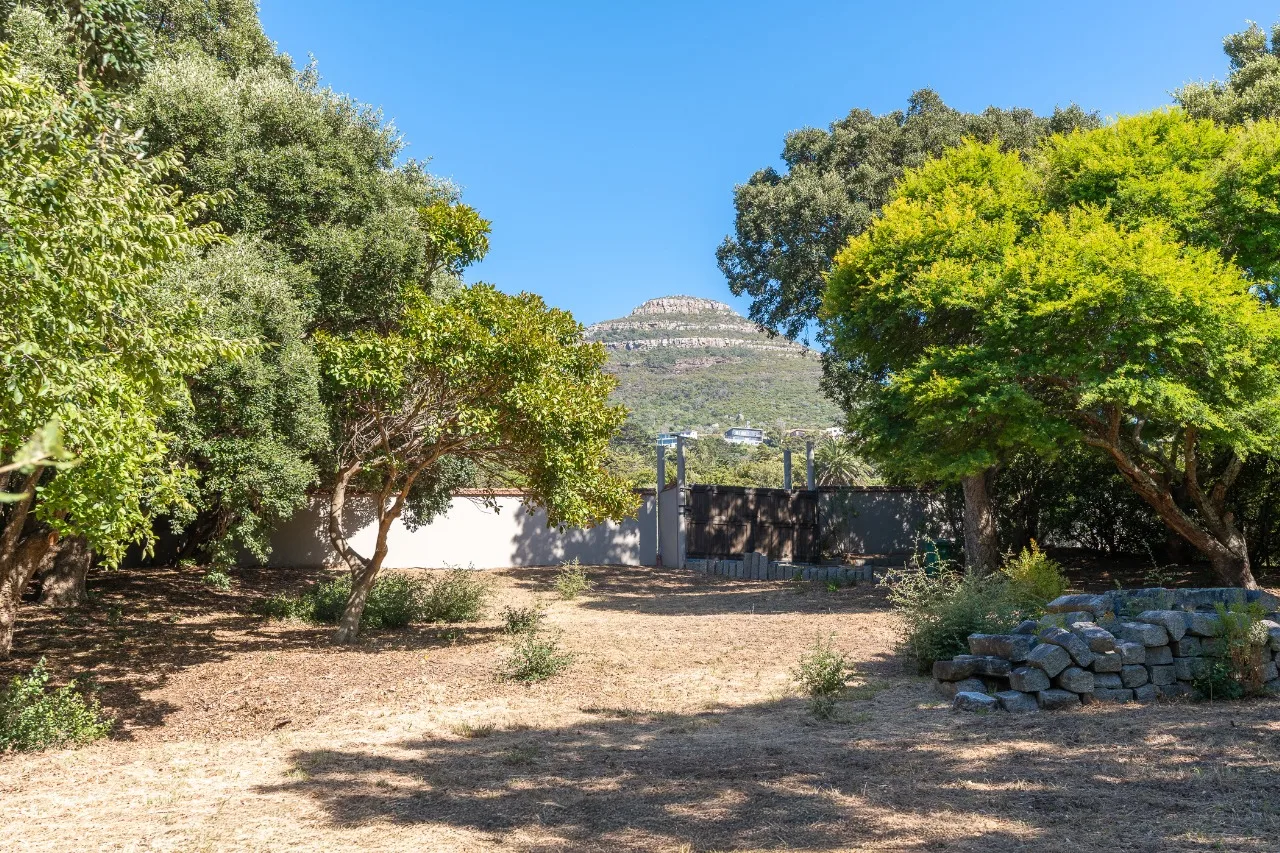1 270 m² Land available in Valley Estate