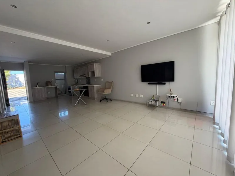 2 Bedroom Townhouse to rent in Bendor
