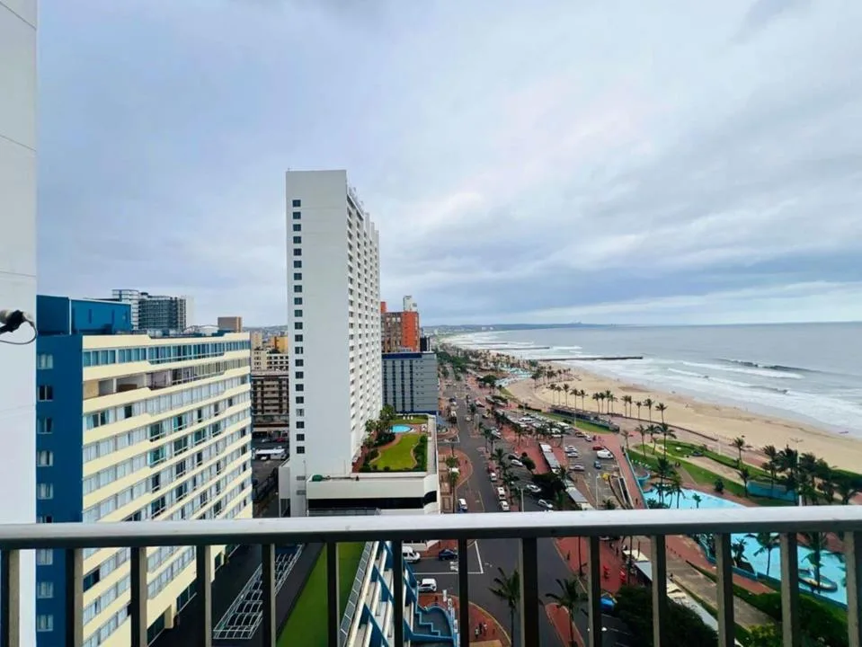3 Bedroom Apartment / flat for sale in South Beach