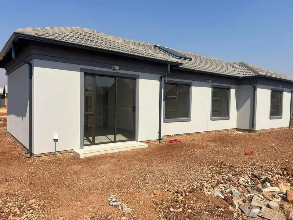 3 Bedroom House for sale in Sharon Park