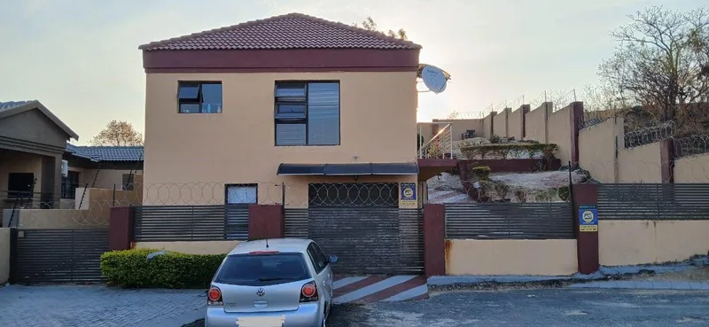 4 Bedroom House for sale in Kamagugu
