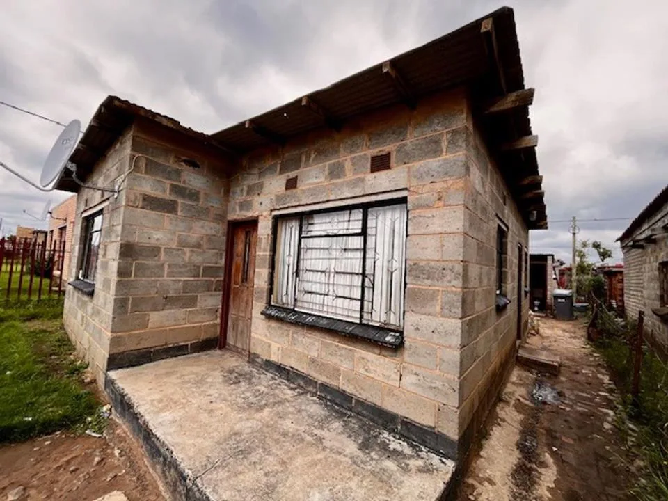 3 Bedroom House for sale in Bohlokong
