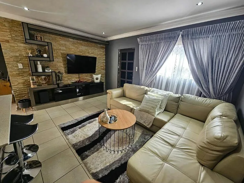 2 Bedroom Apartment / flat for sale in Mookgopong