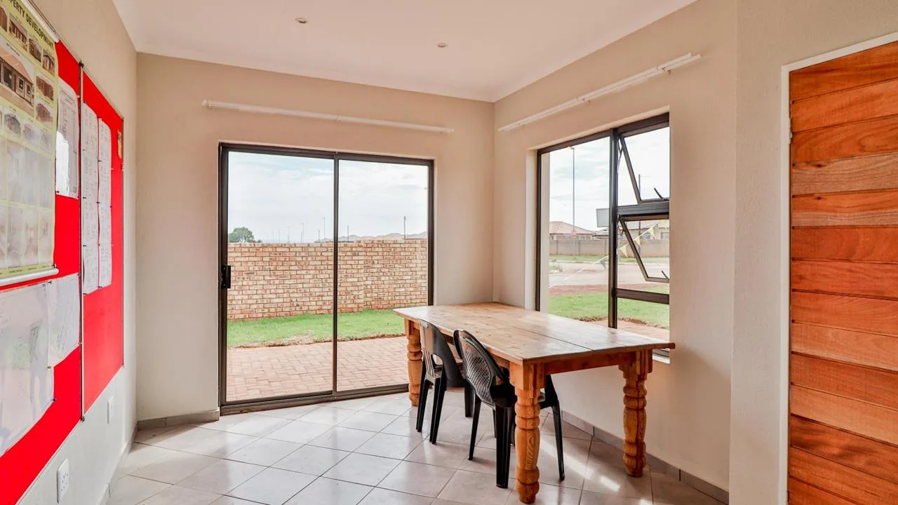 3 Bedroom House for sale in Westonaria