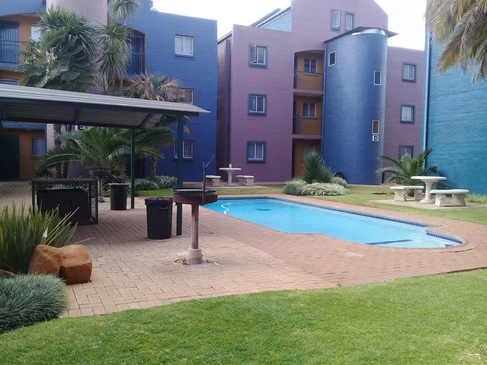 0.5 Bedroom Apartment / flat for sale in Die Bult