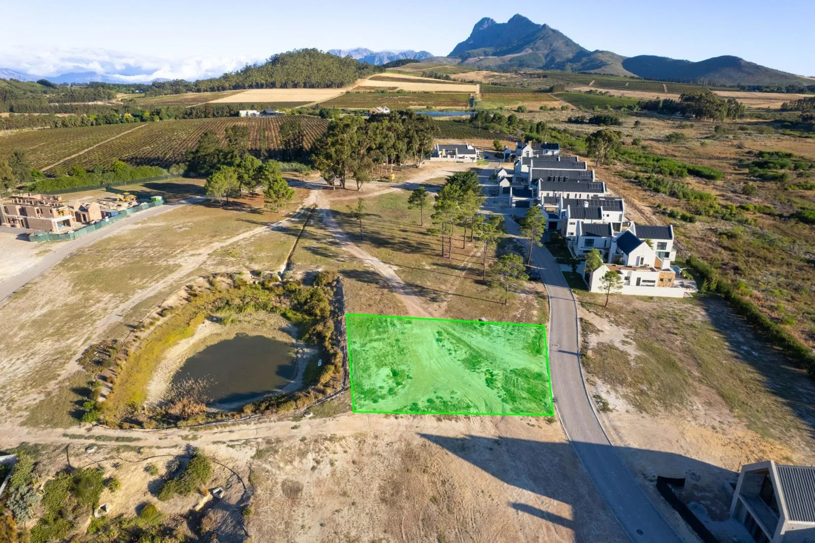 901 m² Land available in Stellenbosch Central