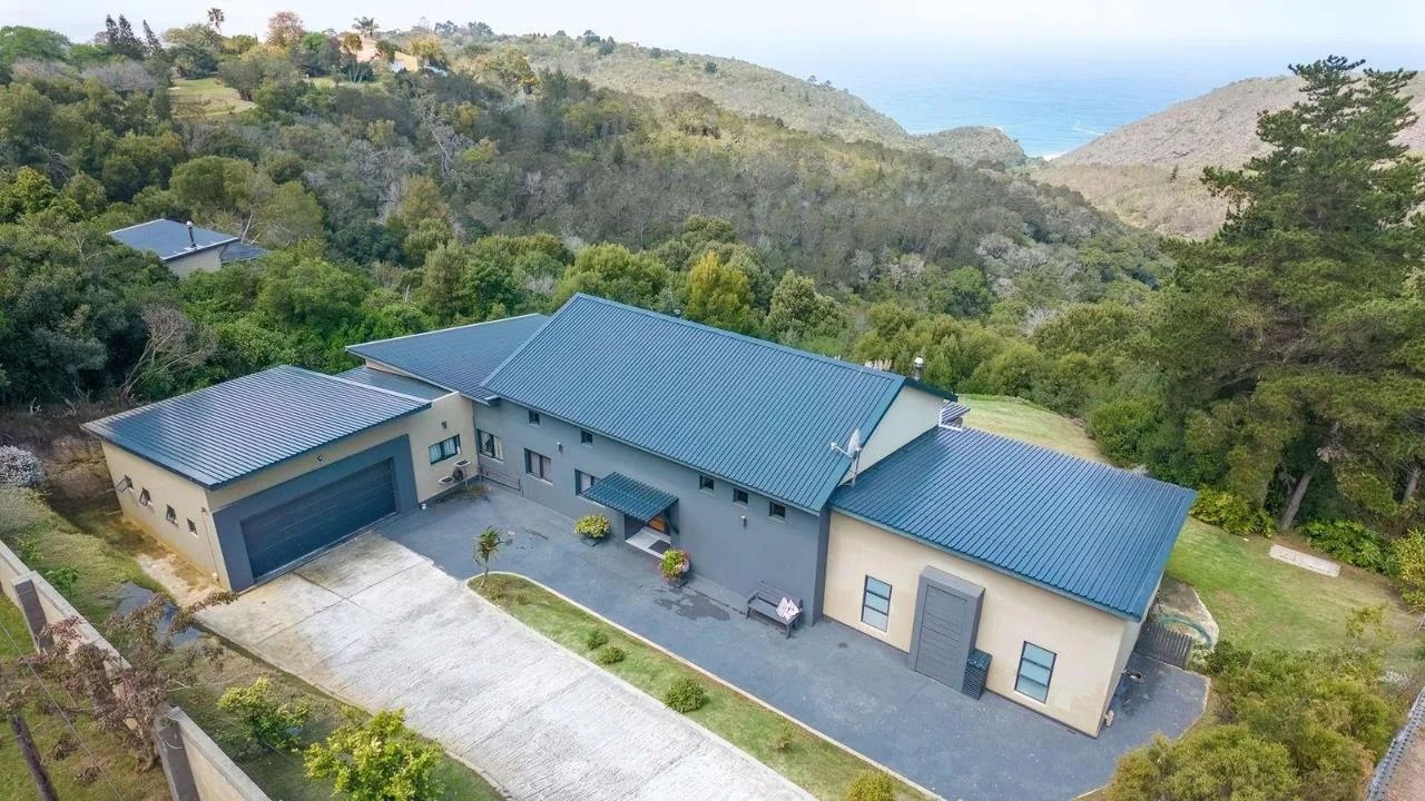 3 Bedroom House for sale in Victoria Bay