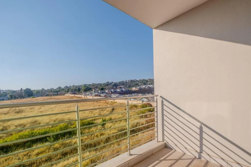 2 Bedroom Apartment / flat for sale in Waterkloof Marina Retirement Estate