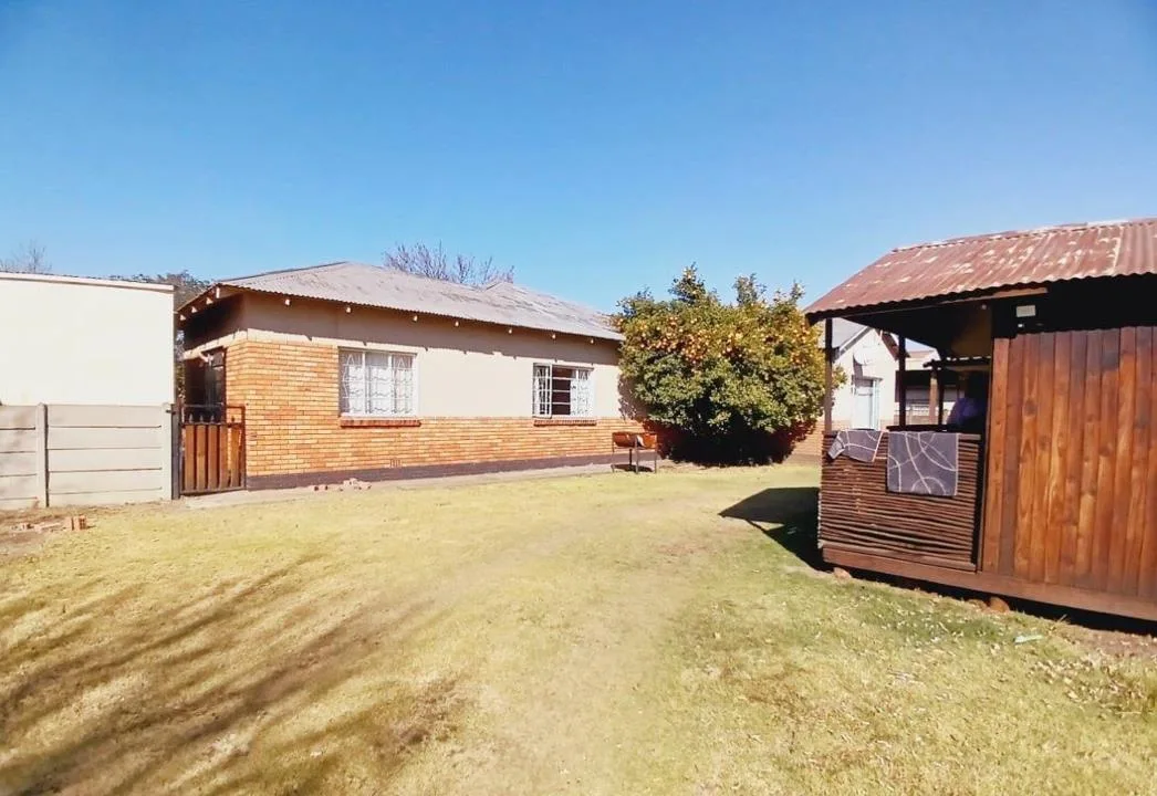 10 Bedroom House for sale in Ermelo