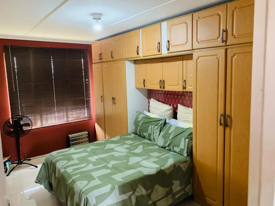 2 Bedroom Apartment / flat for sale in Woodhaven