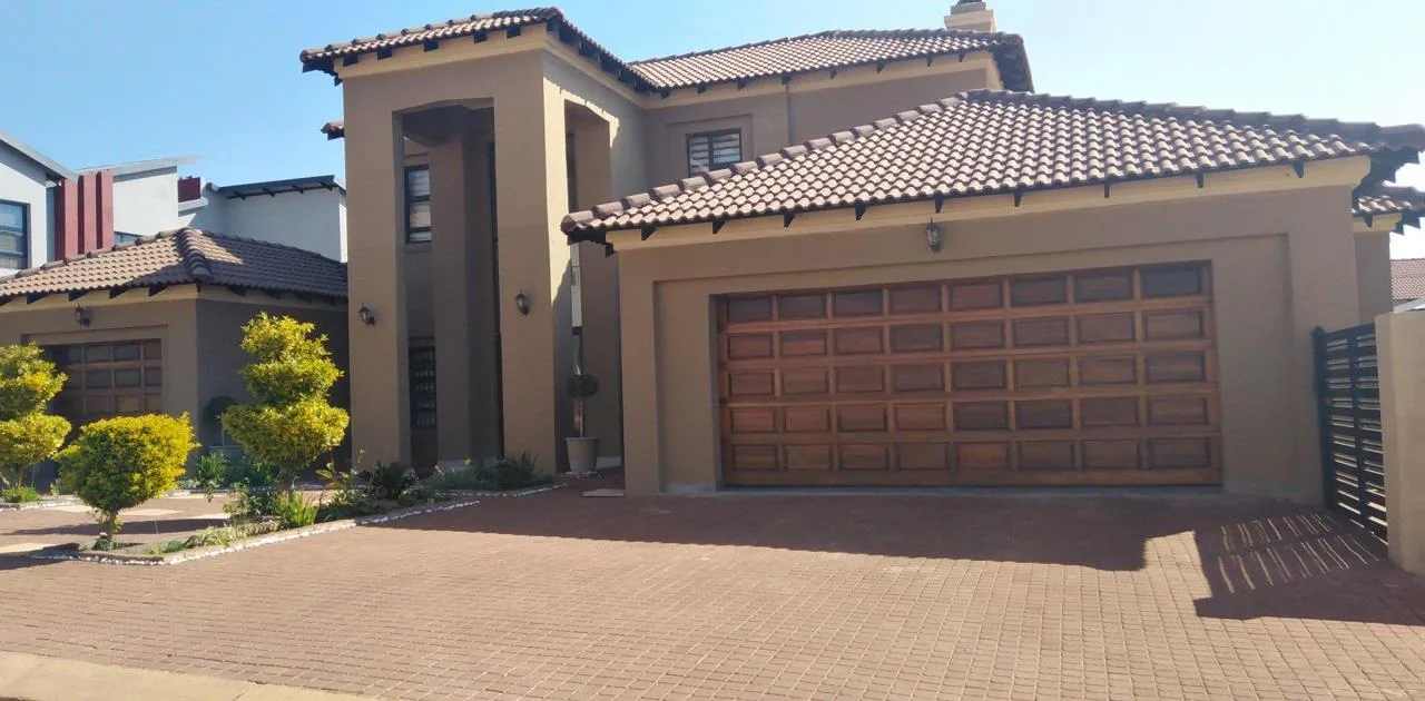 4 Bedroom House for sale in Magaliesberg Country Estate
