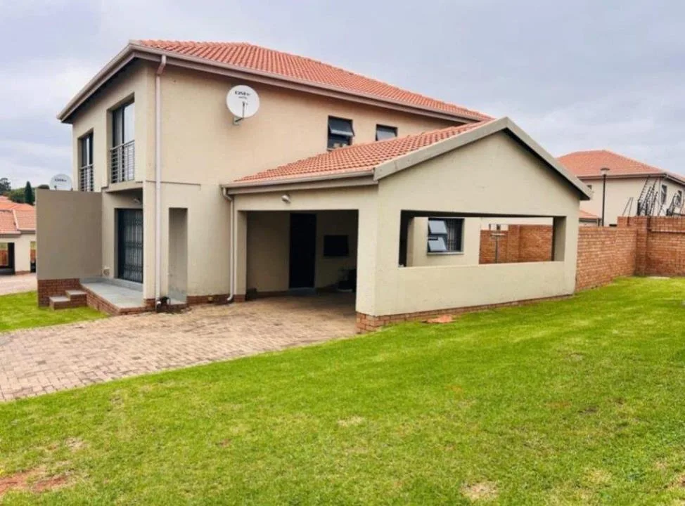 3 Bedroom House to rent in Witbank Central