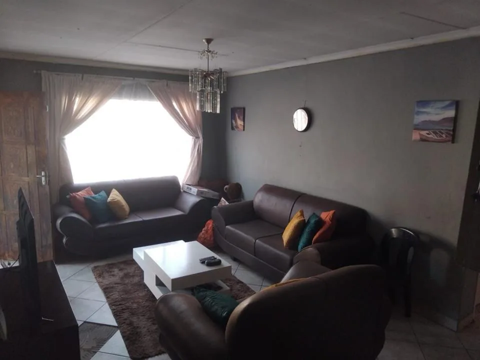 2 Bedroom Townhouse for sale in Rustenburg Central