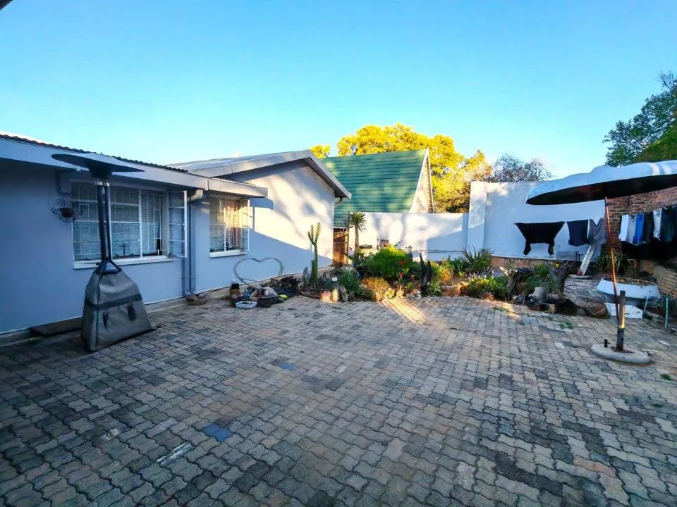 1 Bedroom Apartment / flat to rent in White River Central