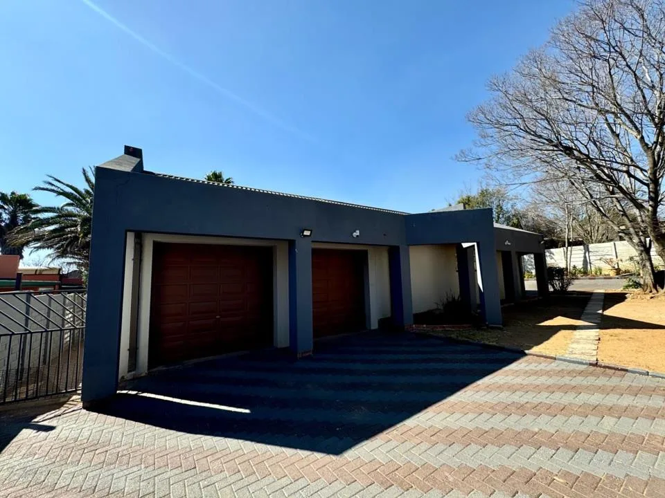 4 Bedroom House for sale in Trichardt