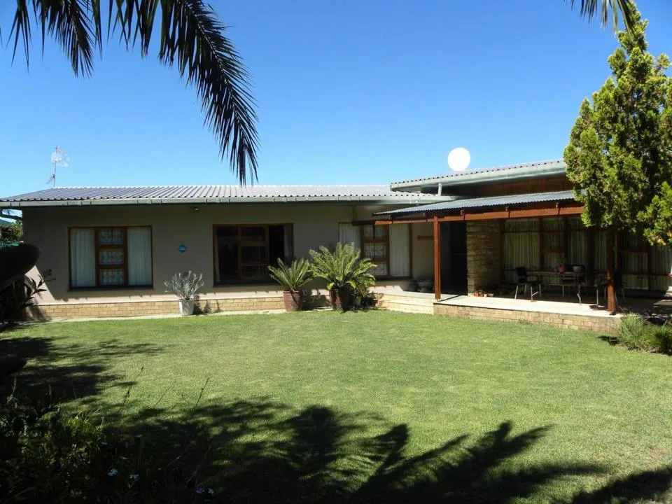 4 Bedroom House for sale in Somerset East