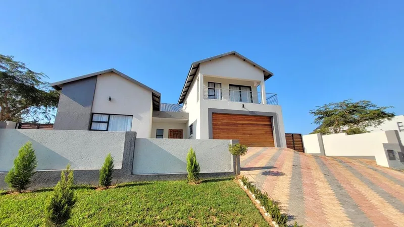 5 Bedroom House for sale in Elawini Lifestyle Estate