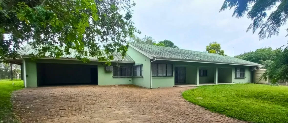 3 Bedroom House for sale in Monzi SH