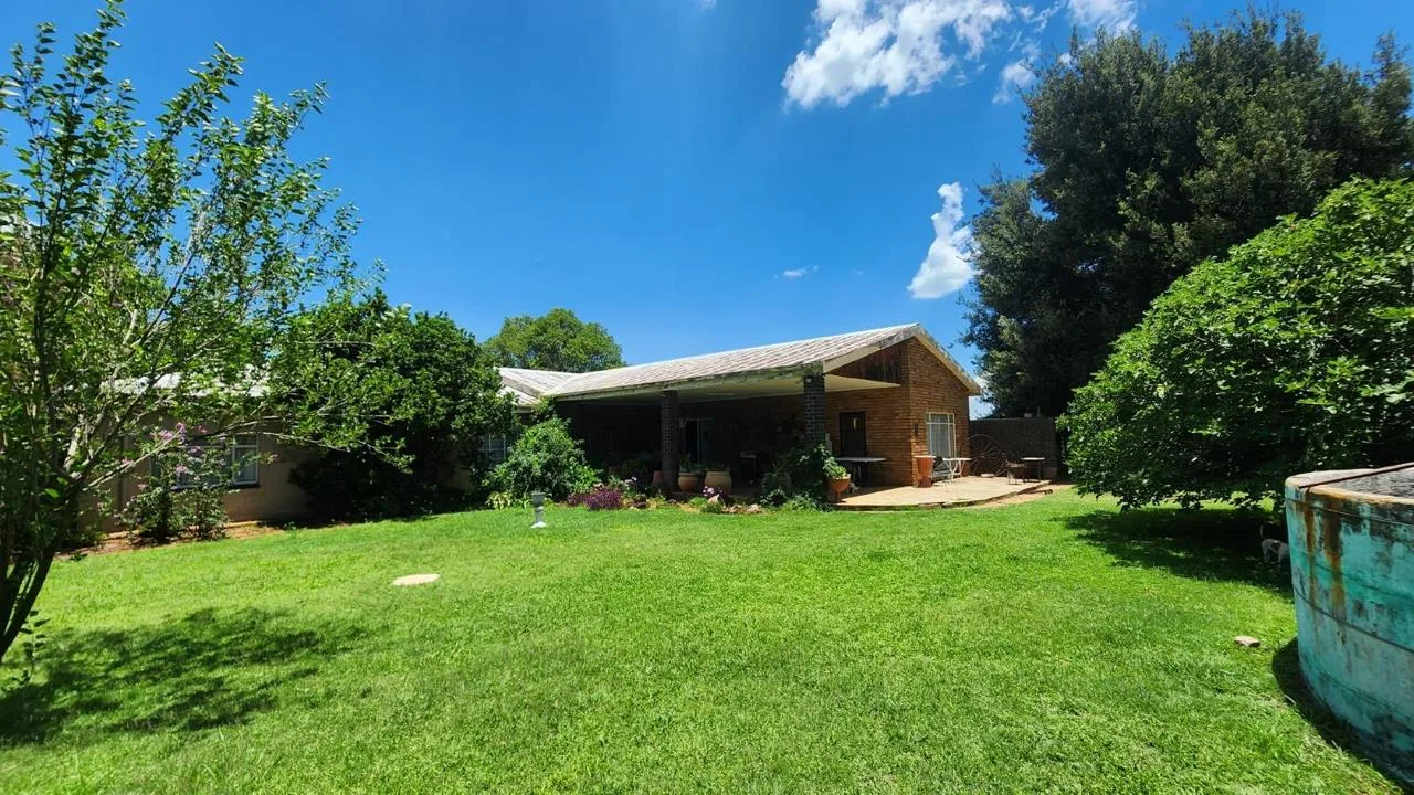4 Bedroom House for sale in Baillie Park