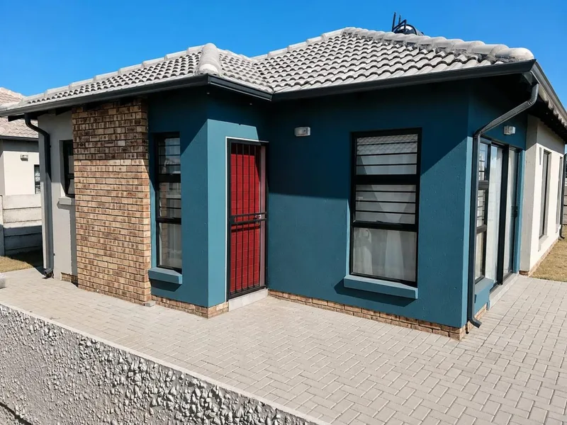 2 Bedroom Simplex in Klippoortjie