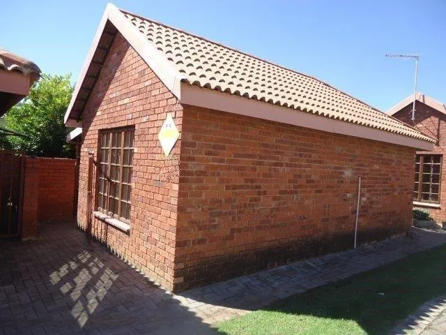 1 Bedroom Townhouse for sale in Parys