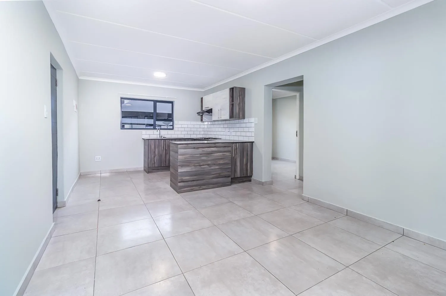 2 Bedroom Apartment in Jansen Park