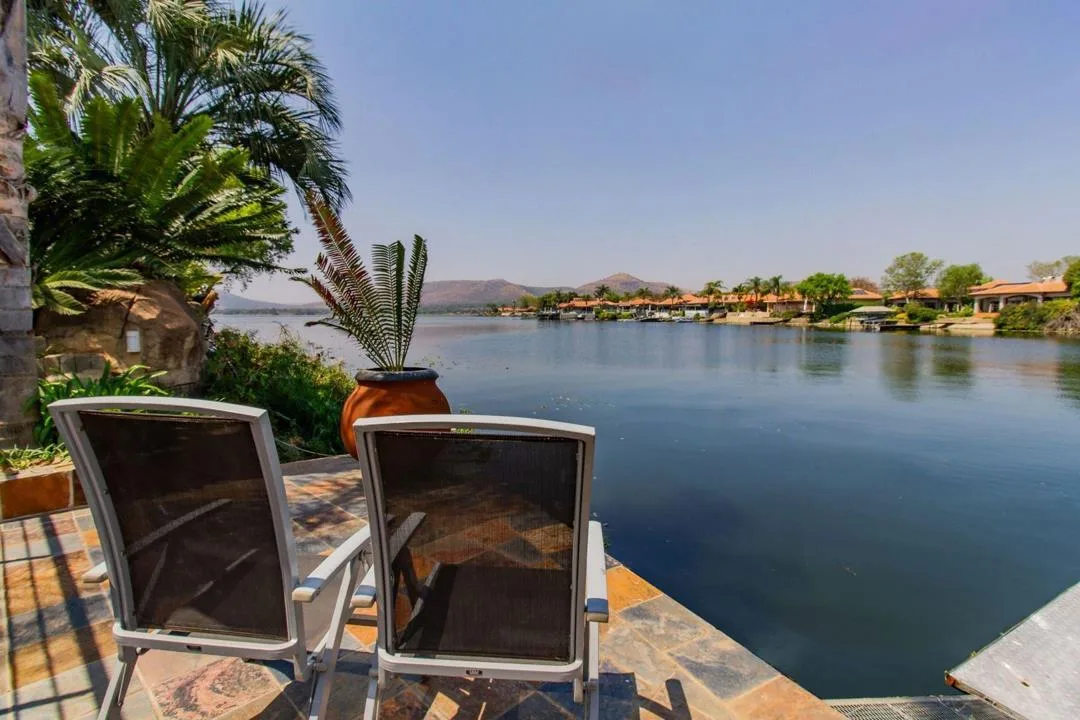 4 Bedroom House for sale in Pecanwood Estate