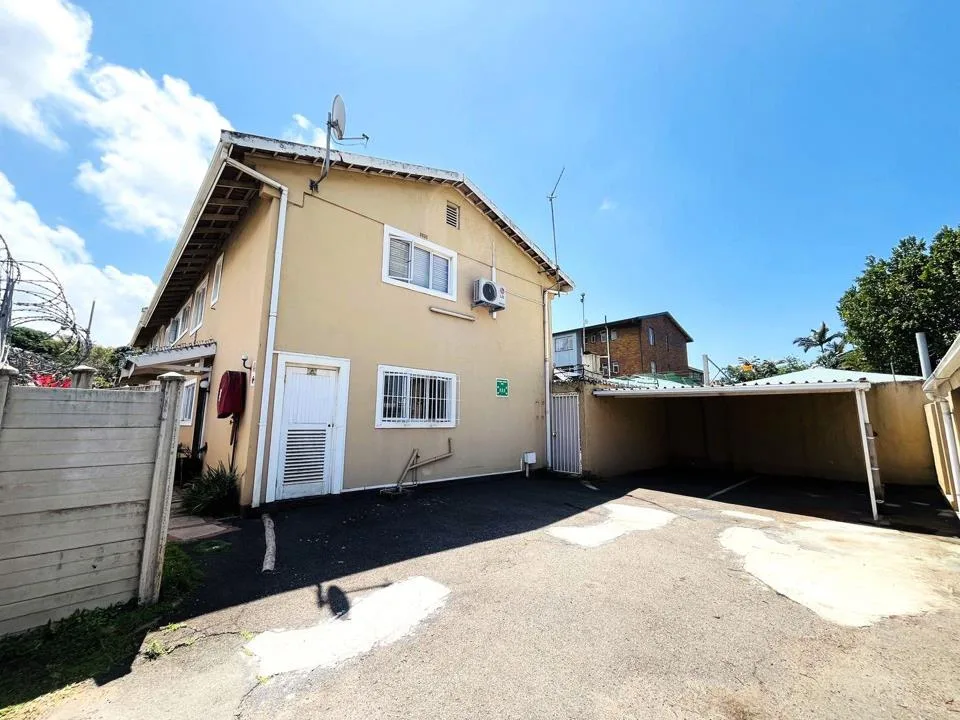 2 Bedroom Townhouse for sale in Glenwood
