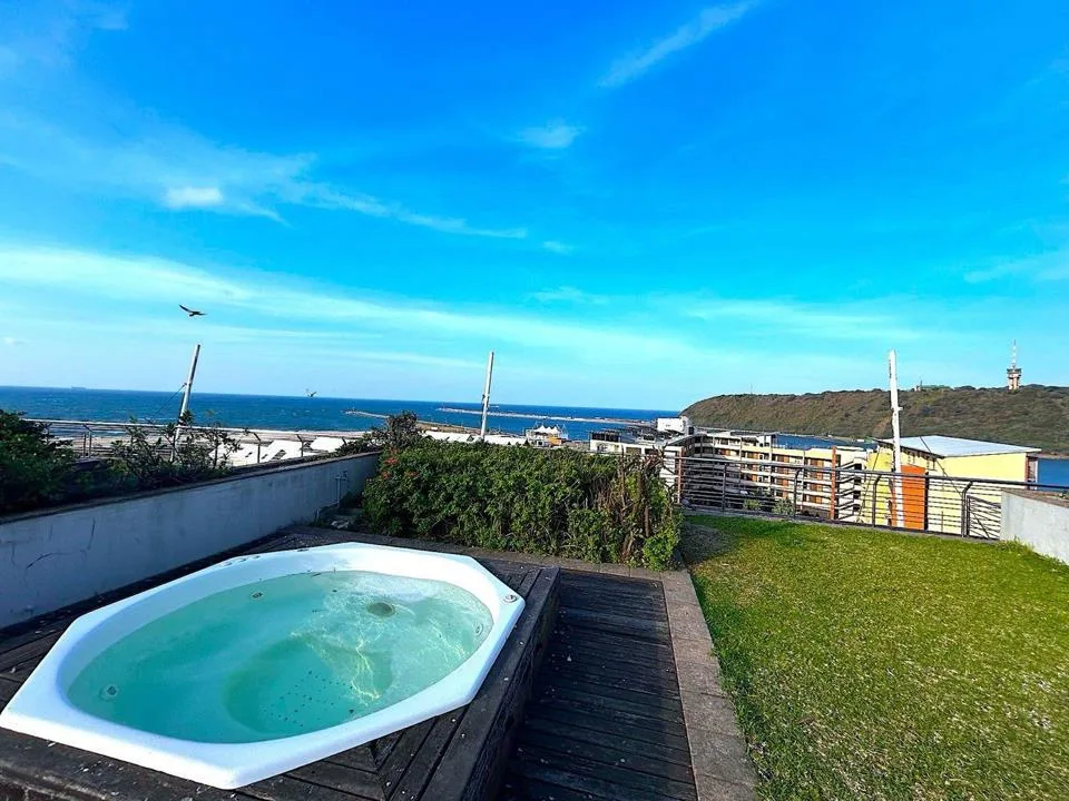 2 Bedroom Apartment / flat for sale in Point Waterfront
