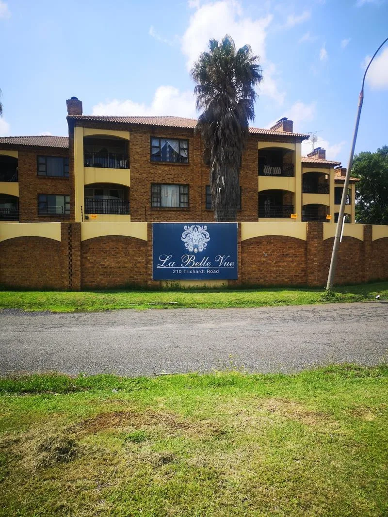 2 Bedroom Townhouse in Parkrand