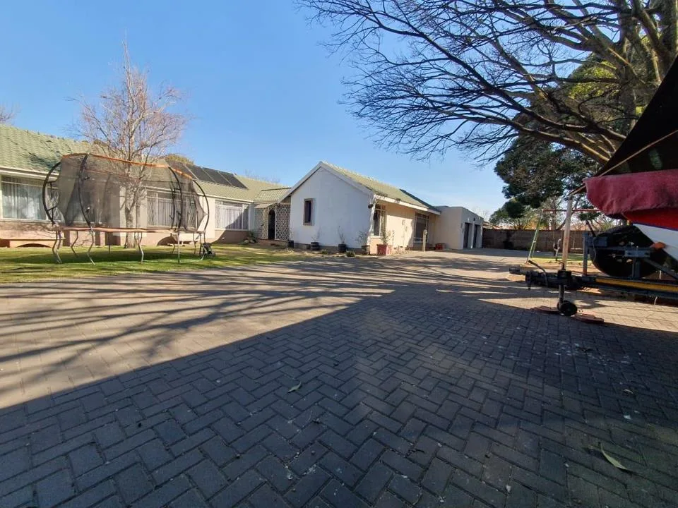 4 Bedroom House for sale in Delmas